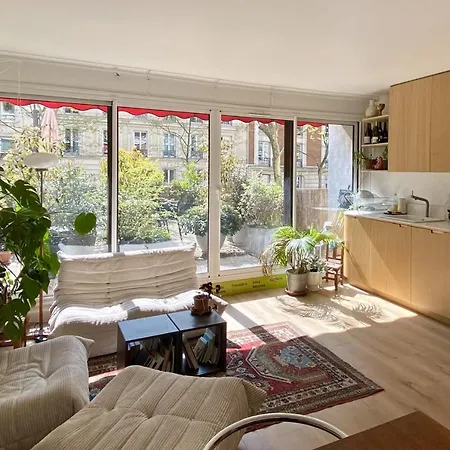 Bright Cocoon With Terrace Near Belleville París